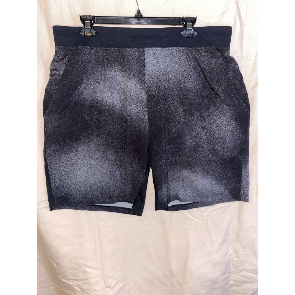 Lululemon Men's Pace Breaker Shorts Running Gym Lined Black Size XXL  9"